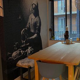 Kundenfoto: Milchmädchen Johannes Vermeer - in zweifarbigen Punkten - schwarz und weiß von by Maria, auf fototapete
