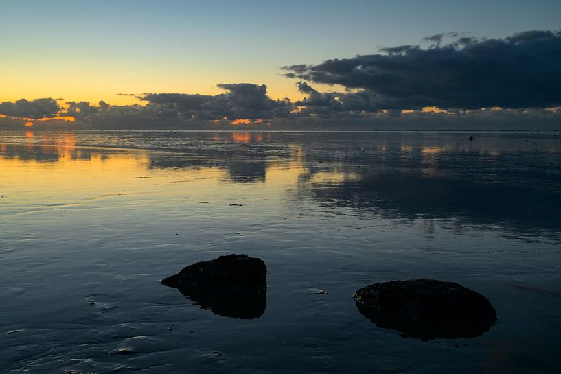 Sonnenuntergang am Wattenmeerufer in Friesland von Sjoerd van der Wal Fotografie