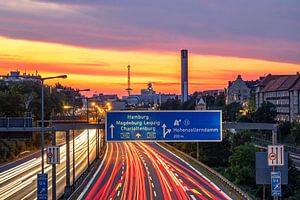 Berlijn - stadssnelweg en radiotoren van Frank Herrmann