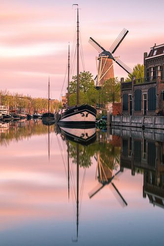 Sunrise in Gouda by Ilya Korzelius