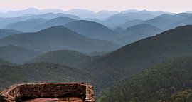 Château de Lutzelhardt Germany - rolling hills landscape by Nordic Niels