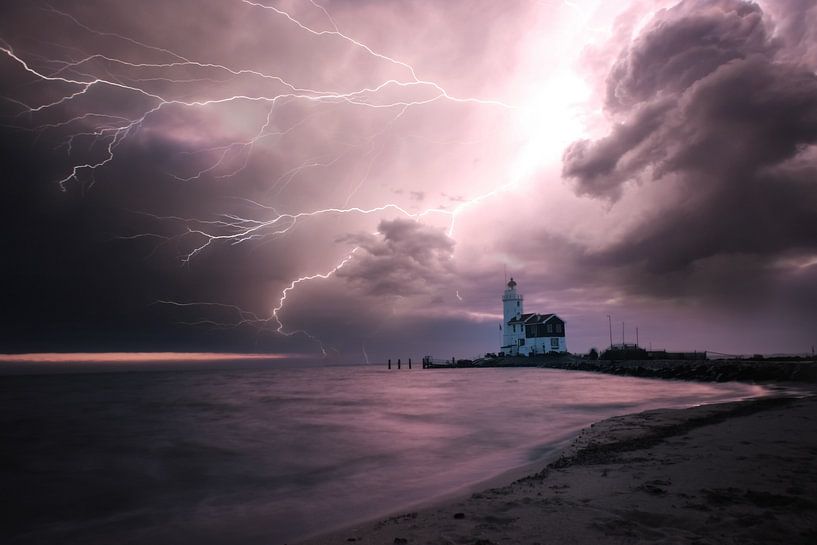 Thunderstorm at Marken van Roelie Steinmann