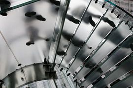 Walking on Glass by Esther Hereijgers