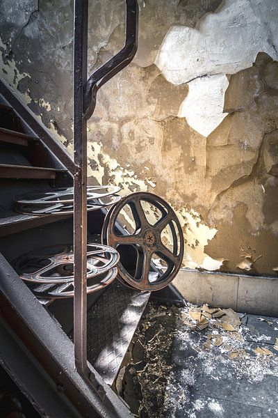 Abandoned theater by Frans Nijland