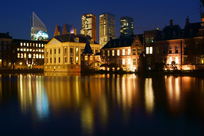 Den Haag im Dunkeln von Michel van Kooten