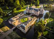 Kasteel in Nederland bij zonsondergang van Cynthia Hasenbos thumbnail