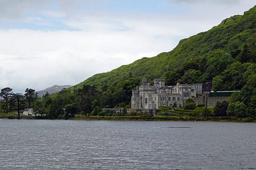 Kylemore Abbey is de oudste Ierse Benedictijner abdij.