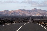 Route cahoteuse de Timanfaya à Yaiza | Paysage | Photographie de voyage