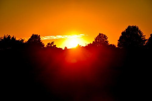 Zonsondergang op de heuvel van Valkenburg