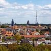 Leipzig - Panorama Skyline: Uitzicht over de wijk Connewitz naar het Monument voor de Volkerenslag van Frank Herrmann