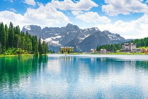 Misurina-See und Dolomiten. Venetien, Italien