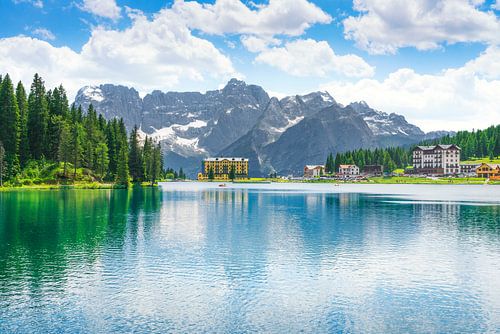 Misurinameer en Dolomieten. Veneto, Italië