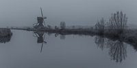 Les moulins de Kinderdijk en noir et blanc - 1 par Tux Photography Aperçu