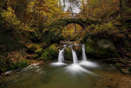 Schiessentümpel waterval in de herfst