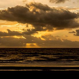 Zonsondergang op zee sur Remco de Zwijger