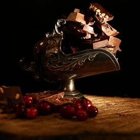 Chocolate with cranberrys by Diana van Geel