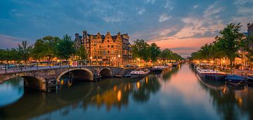 Amsterdam op het kruispunt van de Prinsengracht en de Brouwersgracht van Henk Meijer Photography