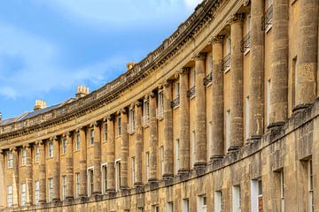 Ionische zuilen van de Royal Crescent, Bath, Somerset, VK. van Mieneke Andeweg-van Rijn