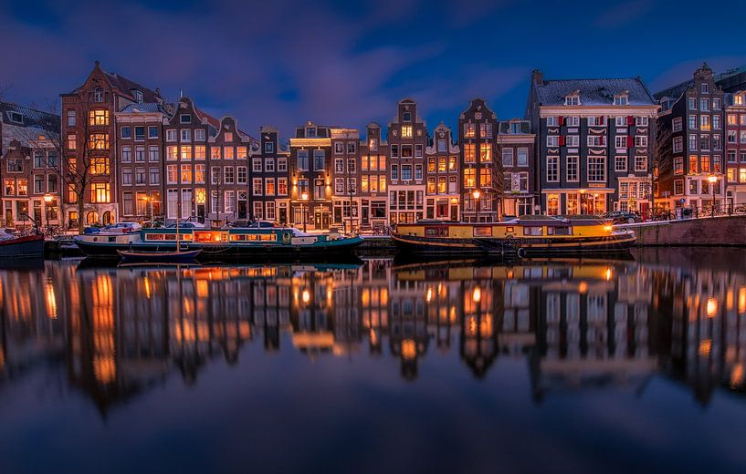 Winter nights in Amsterdam by Georgios Kossieris