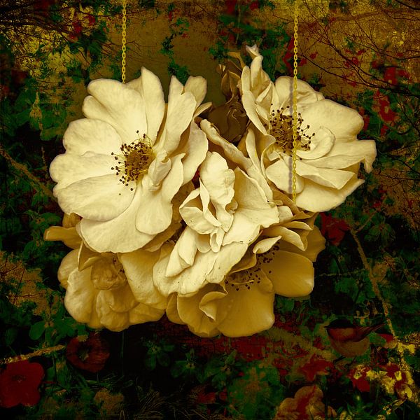 Des roses sur des chaînes en or par Helga Blanke