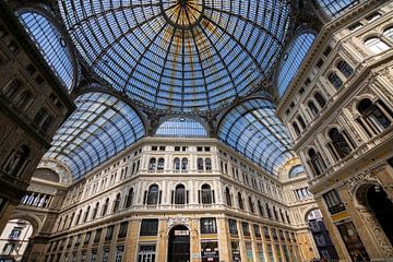 Galleria Umberto I in Neapel von Jolanda van Eek en Ron de Jong