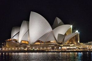 Das Opernhaus von Sydney bei Nacht