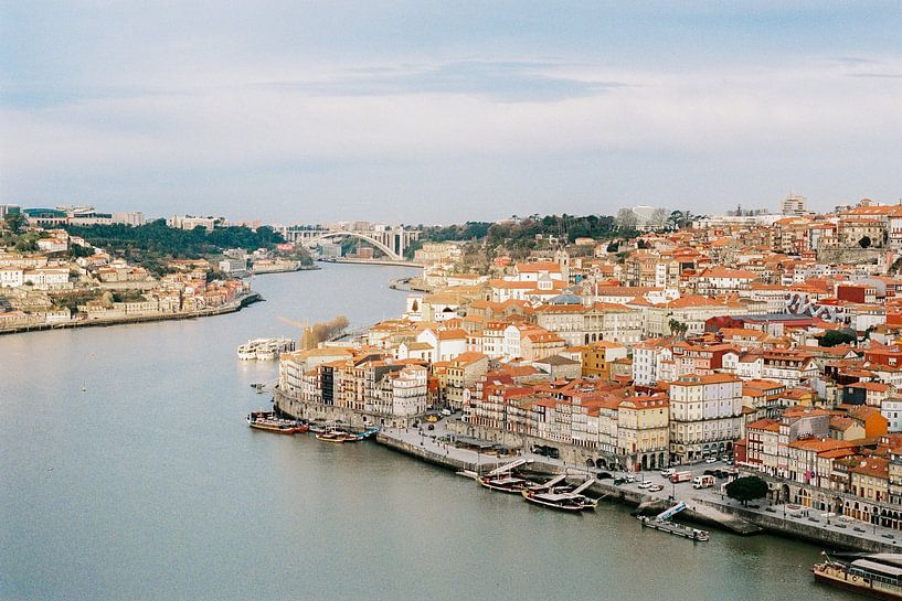 Porto by Hello Pompoyo