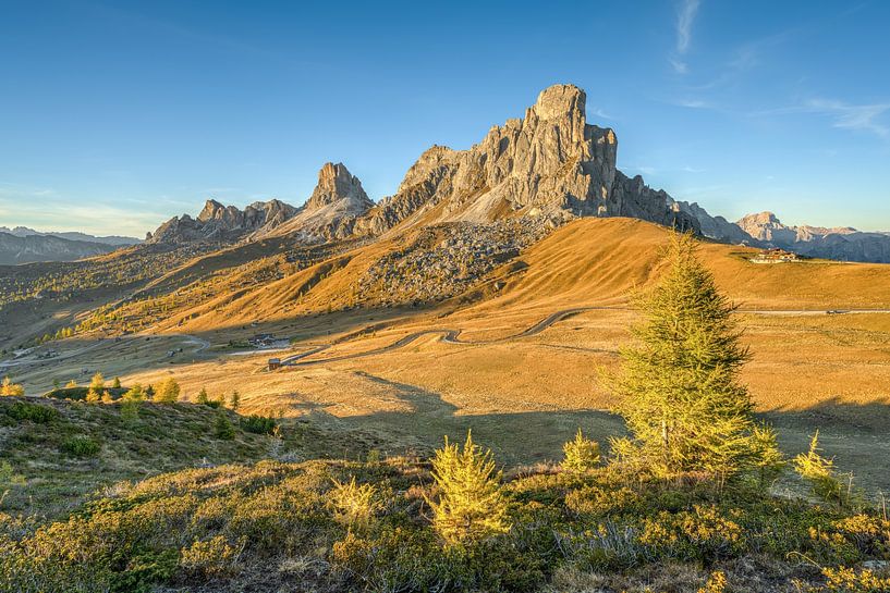 Passo di Giau in de Dolomieten van Michael Valjak