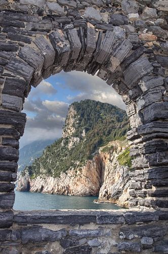 Kust bij Porto Venere aan de Italiaanse Rivièra, Ligurië
