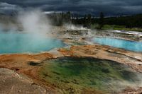 Die Farben von den heißen Quellen des Yellowstone Parks