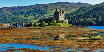 Eilean Donan Castle in Loch Duich van Jürgen Wiesler