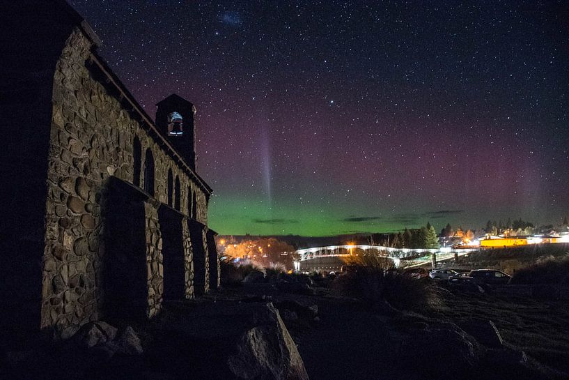 Aurora in Lake Tekapo von Lorenzo Visser