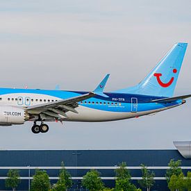 Avion de ligne TUI Boeing 737 Max 8. sur Jaap van den Berg