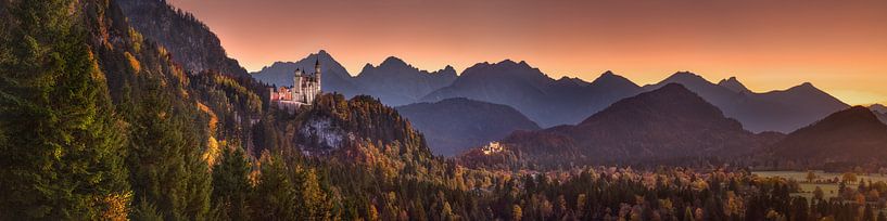 Schloß Neuschwanstein und Hohenschwangau im Abendrot von Voss Fine Art Fotografie