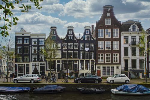 4 gabled houses in Amsterdam