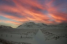 Islande, paysage avec coucher de soleil