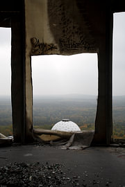 Abhörstation von der NSA / Radar and Field Station of the NSA, Teufelsberg / Devil's Mountain - Berl by Albert Videt Jensen