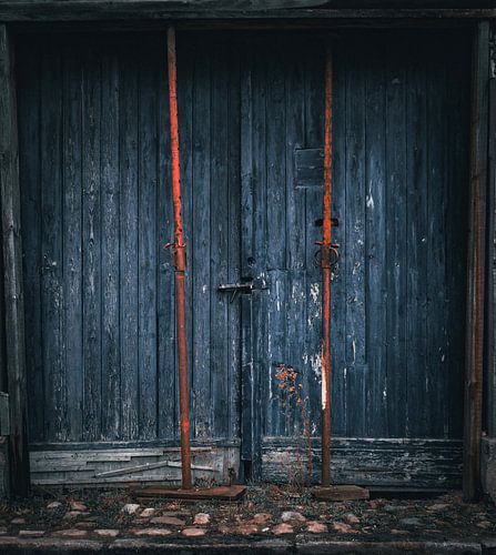 De oude poort die ondersteund moet worden.