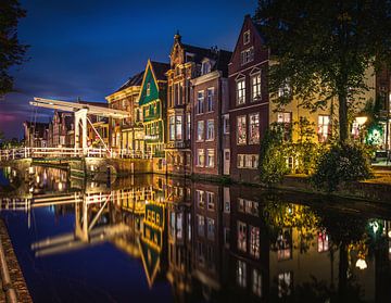 Reflection old town Alkmaar by peterheinspictures