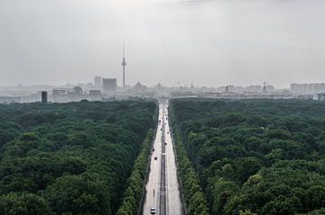 Berliner Skyline (0186) von Reezyard