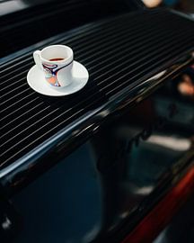 Das Morgenritual: Espresso auf „Air-Cooled“ von Mohit Hambiria