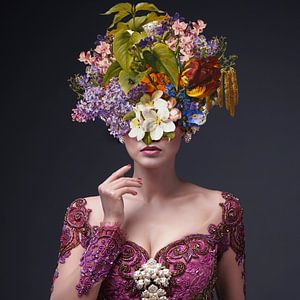 Dahlia II – The full colour Edition