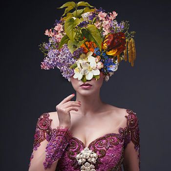 Dahlia II - The full colour Edition