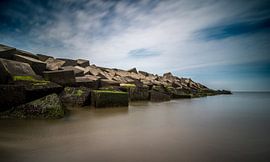 Bricks by Lennert Trevels