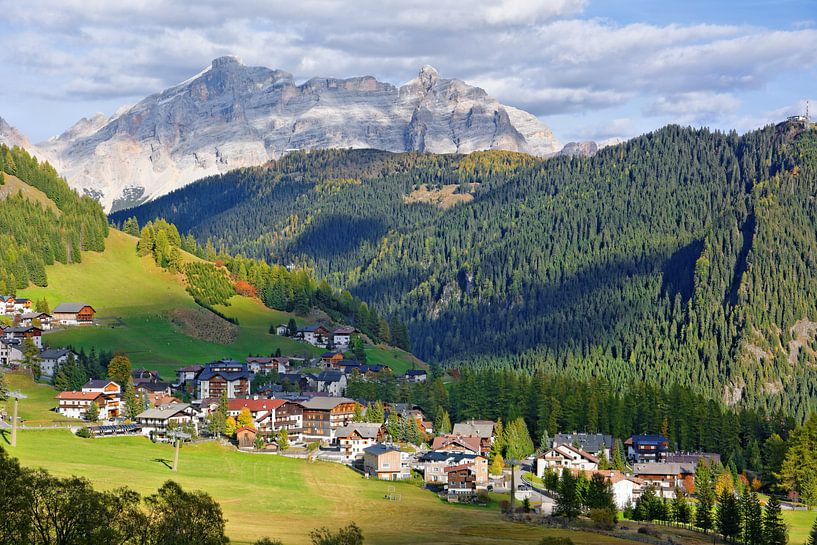 Bergidylle in Alta Badia von Gisela Scheffbuch