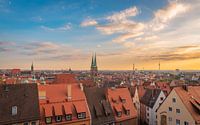 Panoramisch uitzicht vanaf de Freiung van het keizerlijk kasteel van Neurenberg