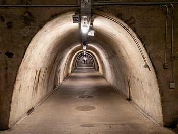 In the tunnel, part 2