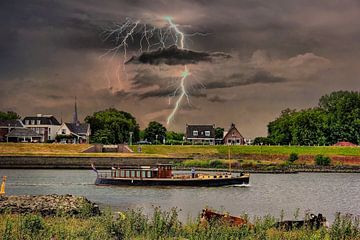 Lightning, Schalwijk, The Netherlands sur Maarten Kost