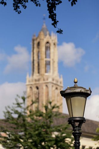A blurred Dom tower in Utrecht as seen from Nieuwegracht in colour by André Blom Fotografie Utrecht