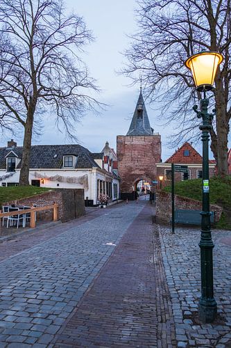 Vischpoort Elburg dans la soirée